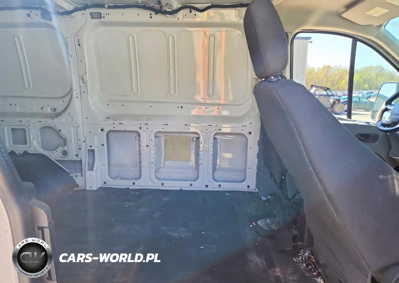 2015 Ford Transit 250 Delivery Van VIN:1FTNR1ZM0FKA45217 - 11