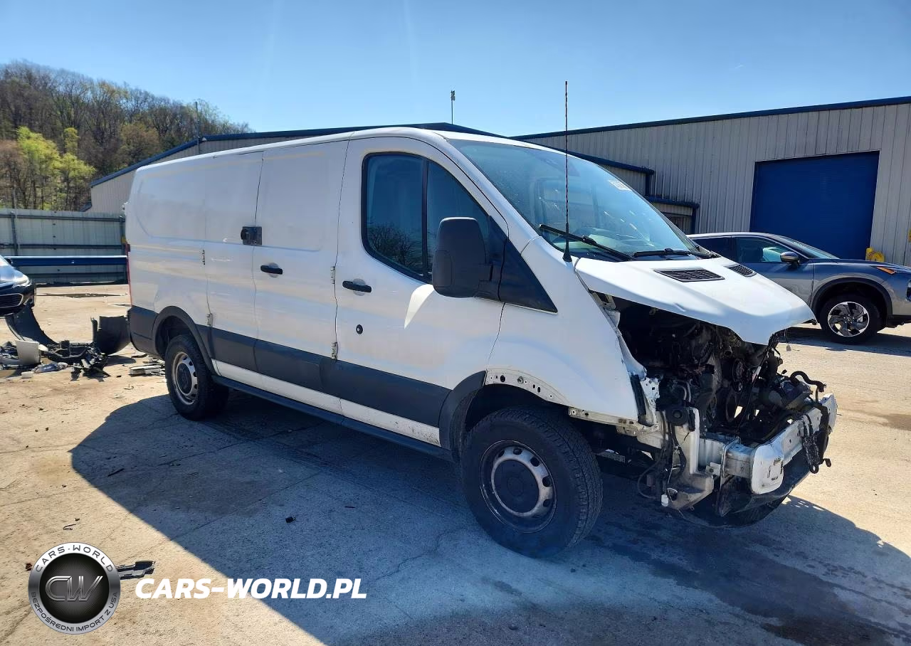 2015 Ford Transit 250 Delivery Van VIN:1FTNR1ZM0FKA45217 - 4