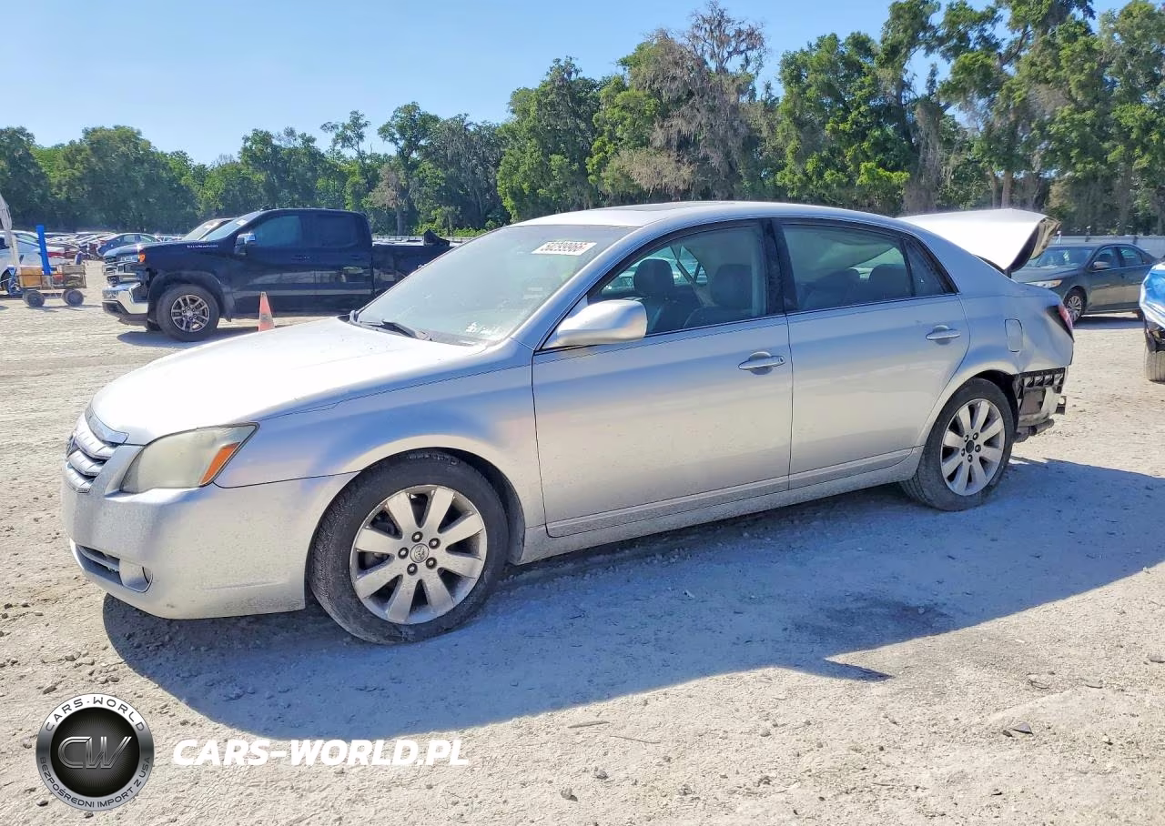 2005 Toyota Avalon Xls