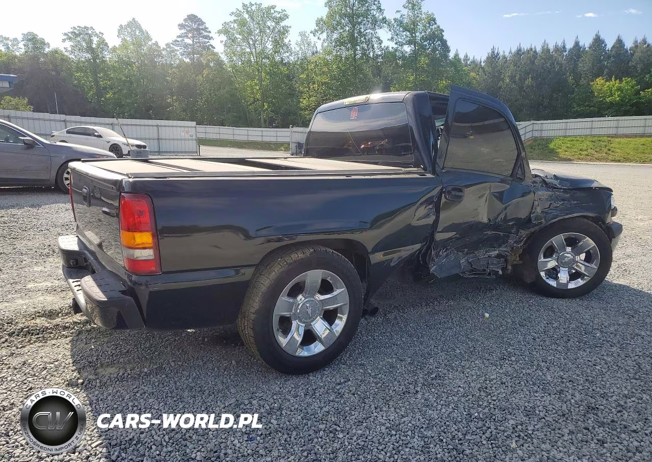 2000 Chevrolet Silverado K1500 VIN:1GCEK14T3YZ137838 - 3