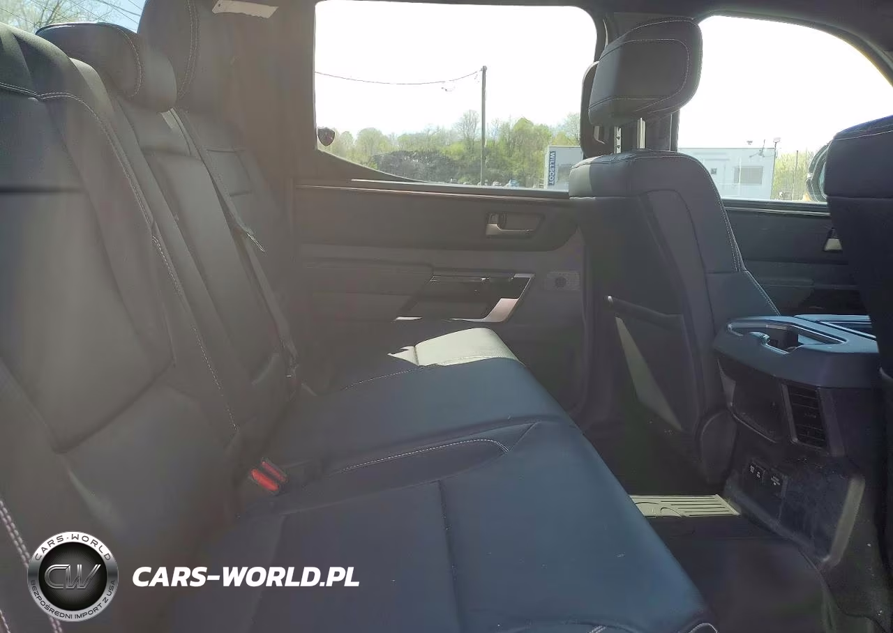 2026 Toyota Tundra Limited VIN:5TFWA5DB9TX365076 - 10