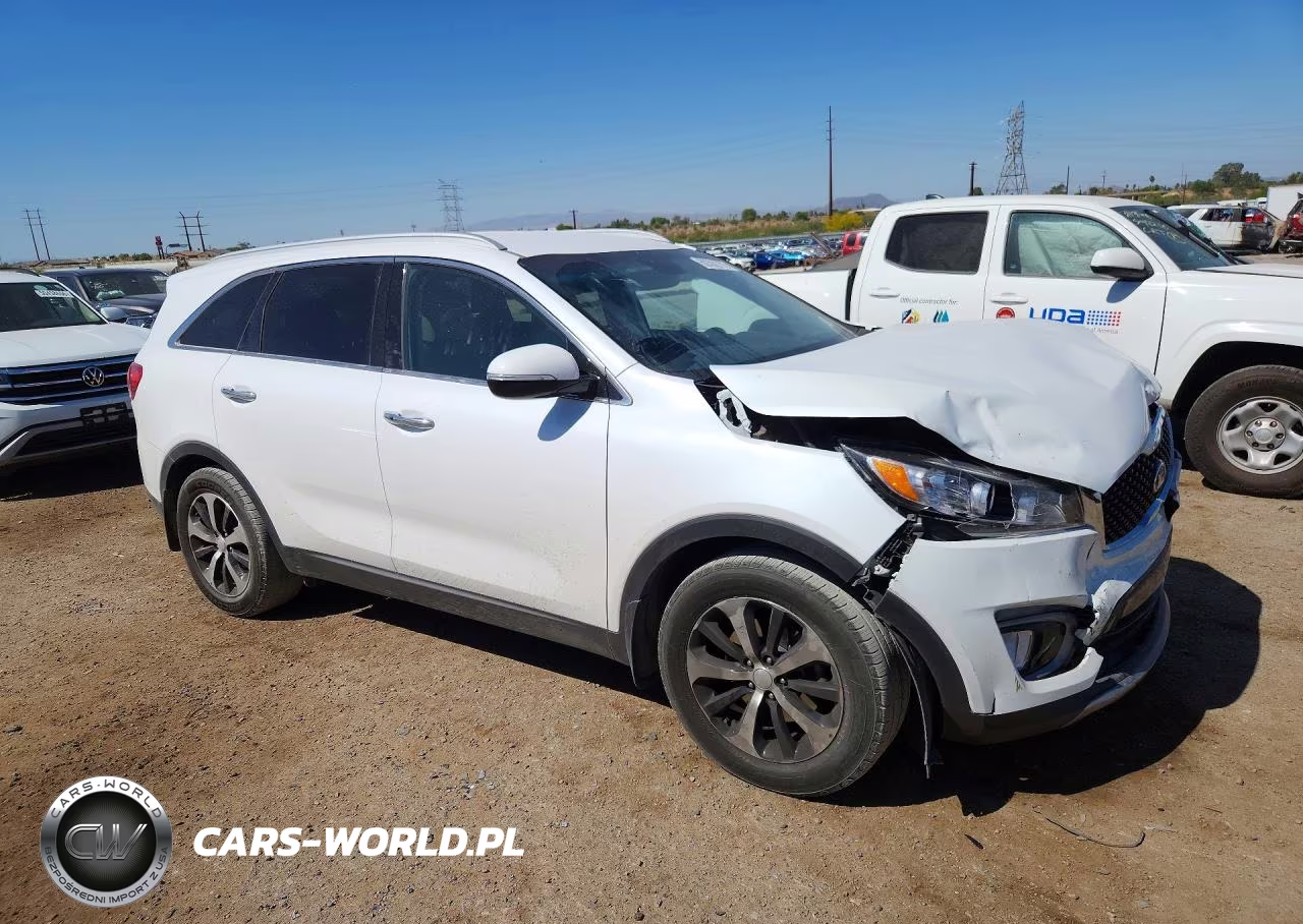 2018 Kia Sorento Ex VIN:5XYPH4A58JG423610 - 4
