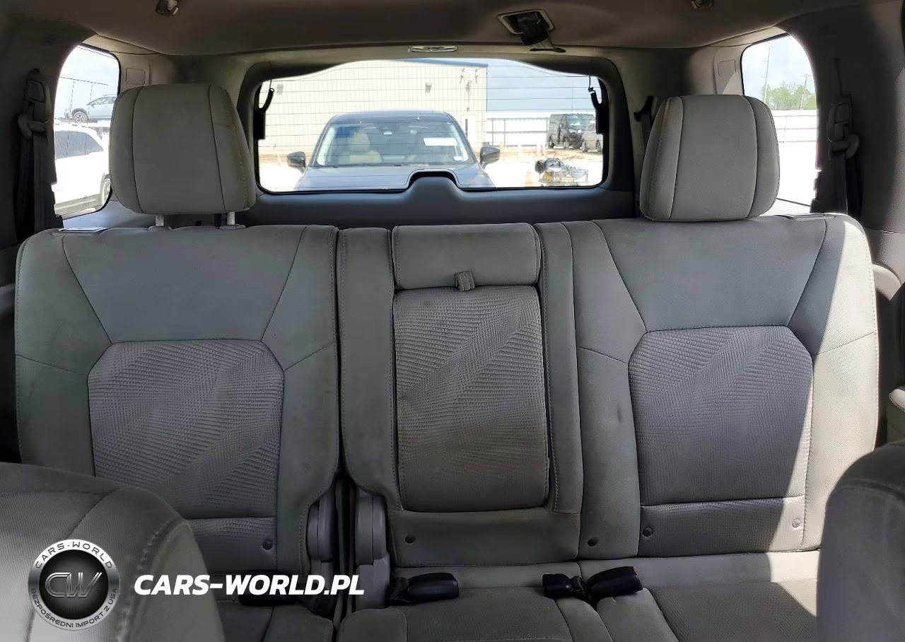 2015 Honda Pilot Lx VIN:5FNYF3H21FB005937 - 10