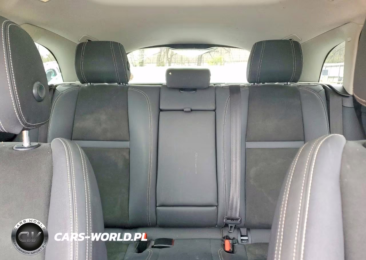 2019 Land Rover Range Rover Velar VIN:SALYA2EX3KA217436 - 10