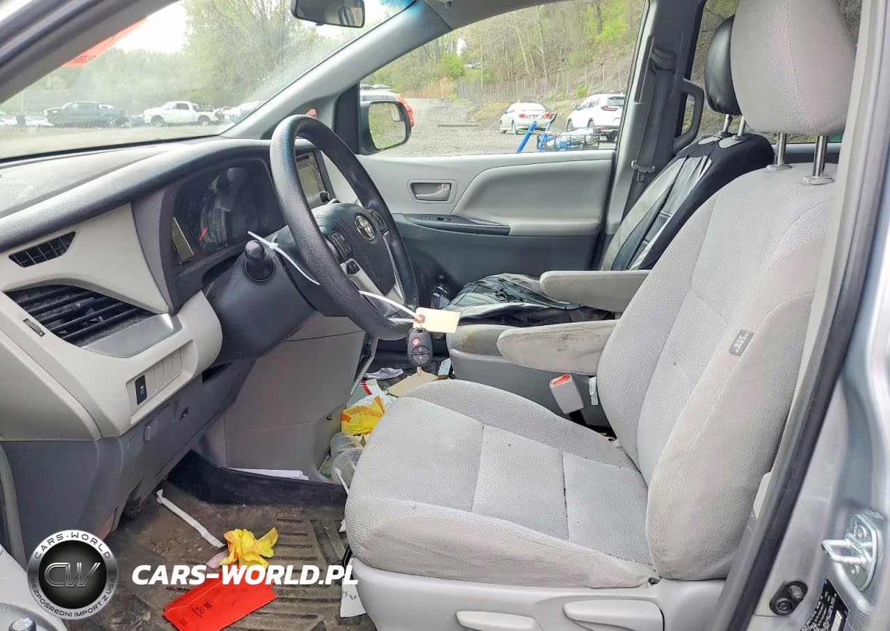 2015 Toyota Sienna L 7-Passenger VIN:5TDZK3DC7FS615836 - 7