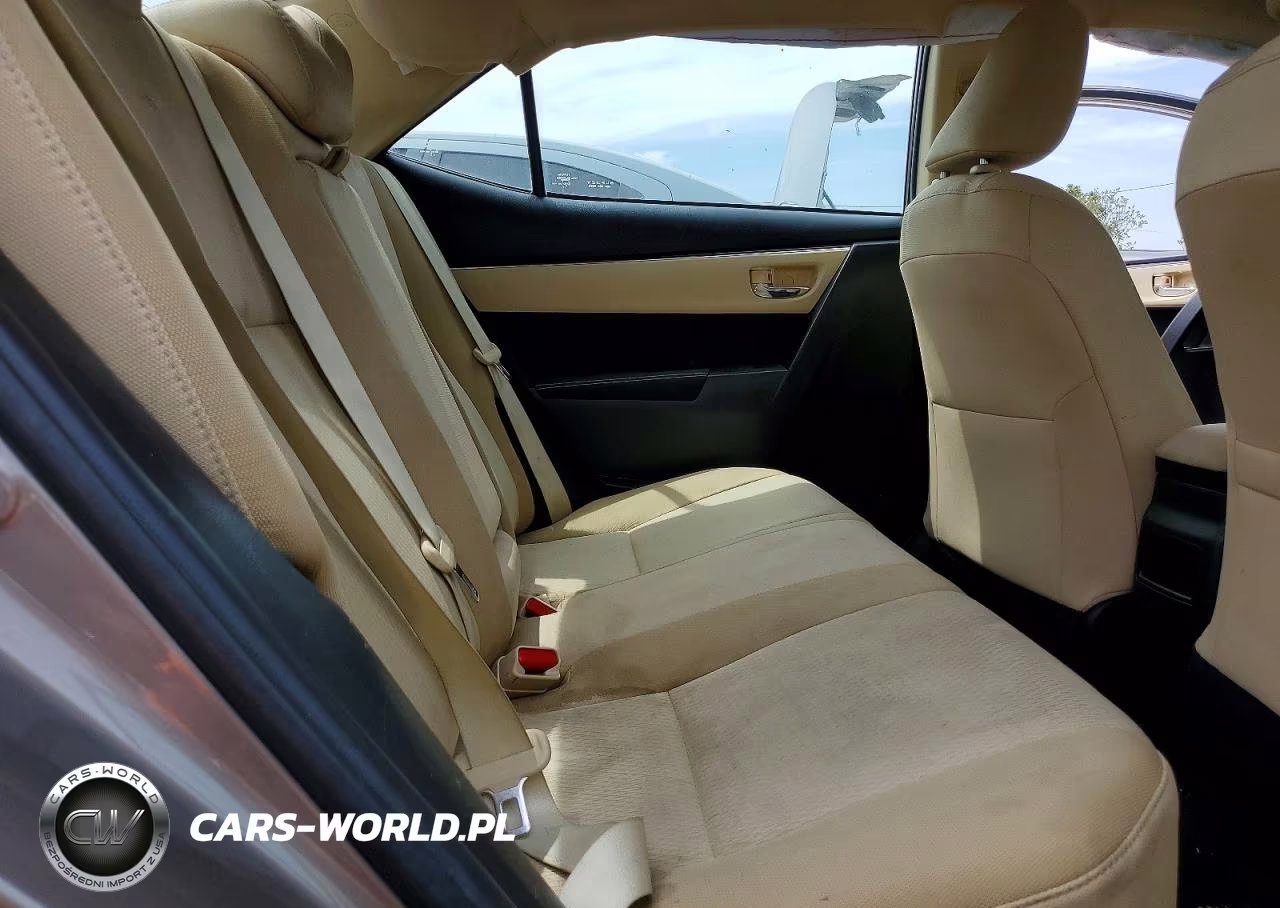 2018 Toyota Corolla Le VIN:5YFBURHEXJP842434 - 10