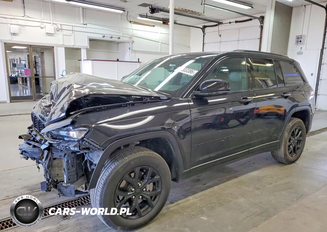 2024 Jeep Grand Cherokee Laredo