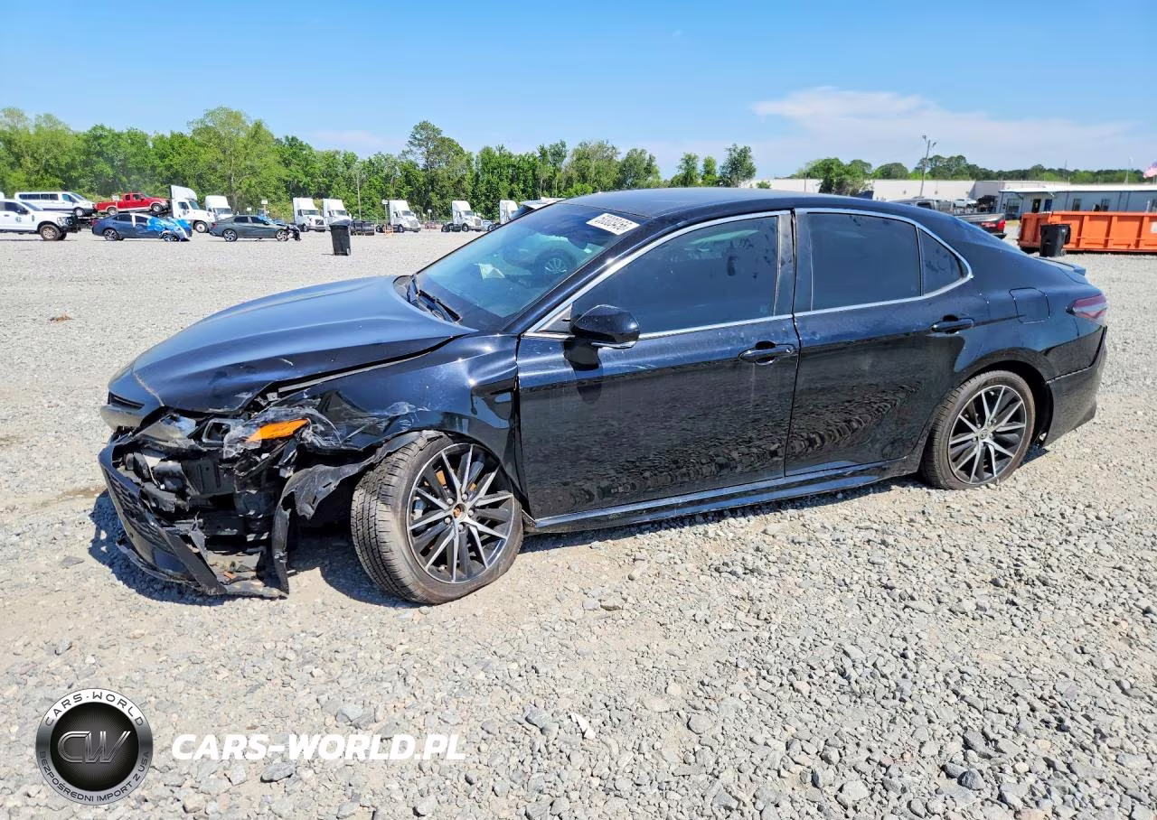 2023 Toyota Camry Se – zdjęcie 1 z 13