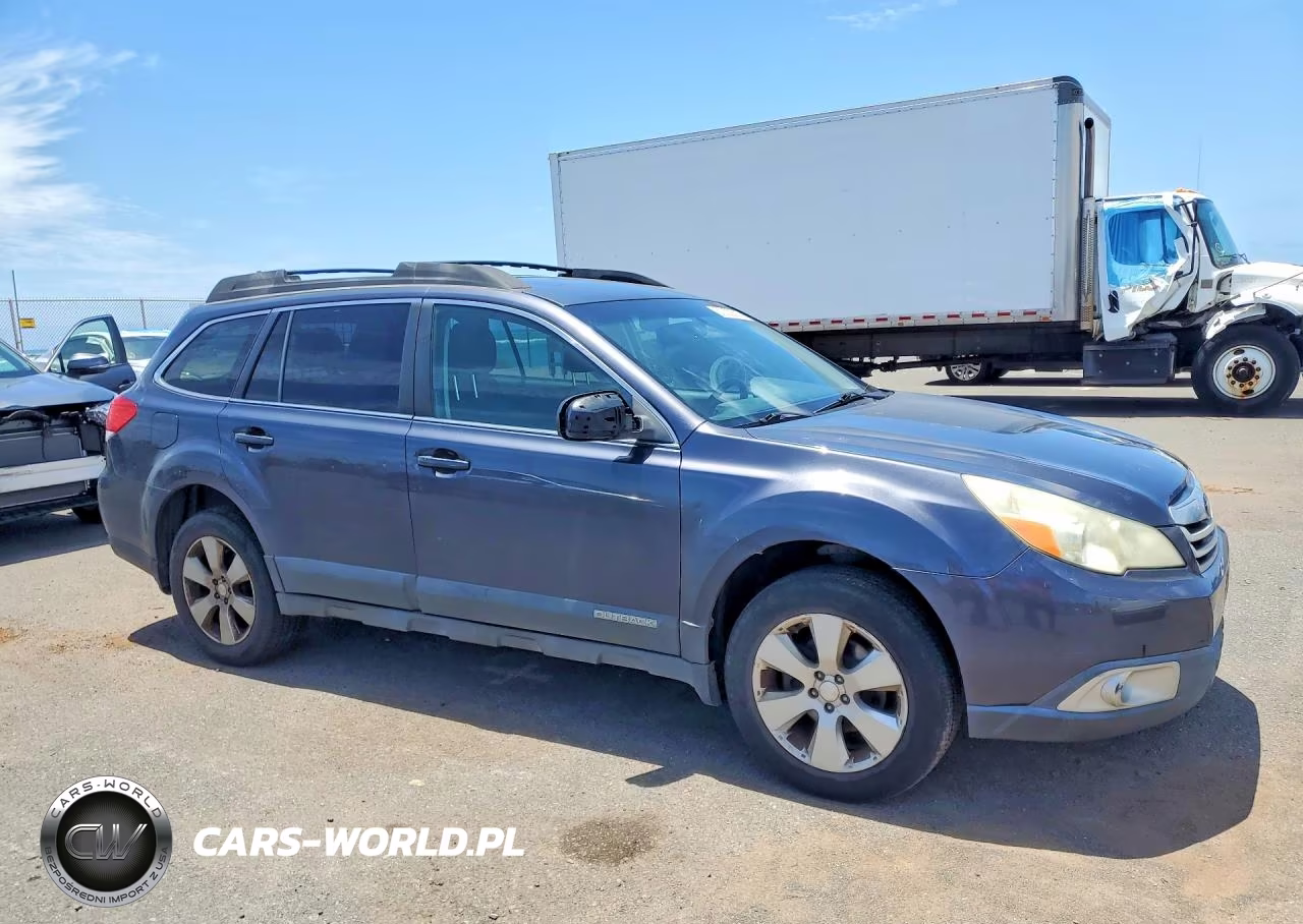 2011 Subaru Outback 2.5I Premium VIN:4S4BRCGC8B3330451 - 4