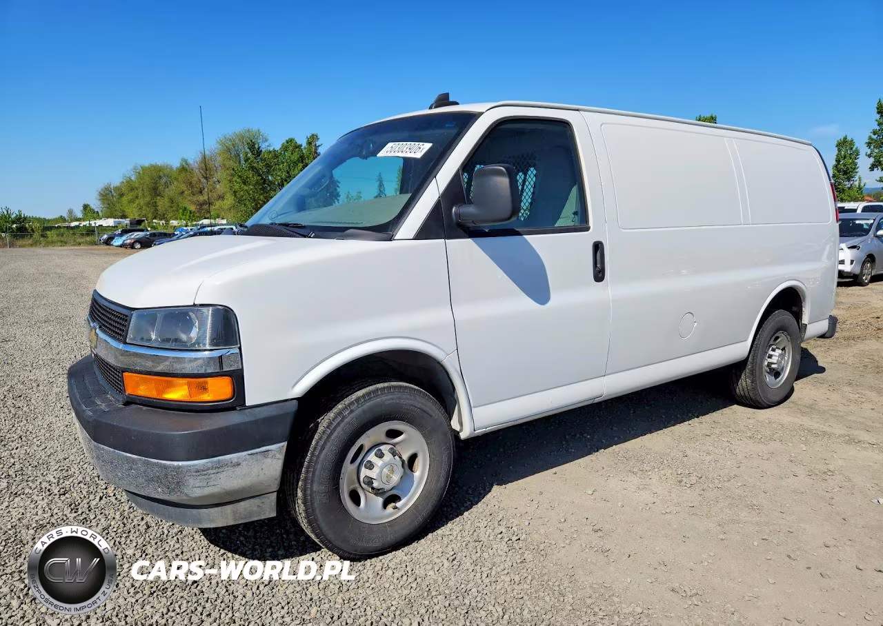 2023 Chev Express G2500