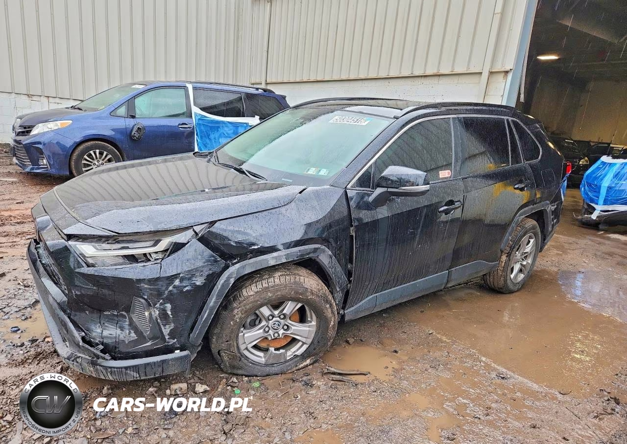 2023 Toyota Rav4 Xle – zdjęcie 1 z 13