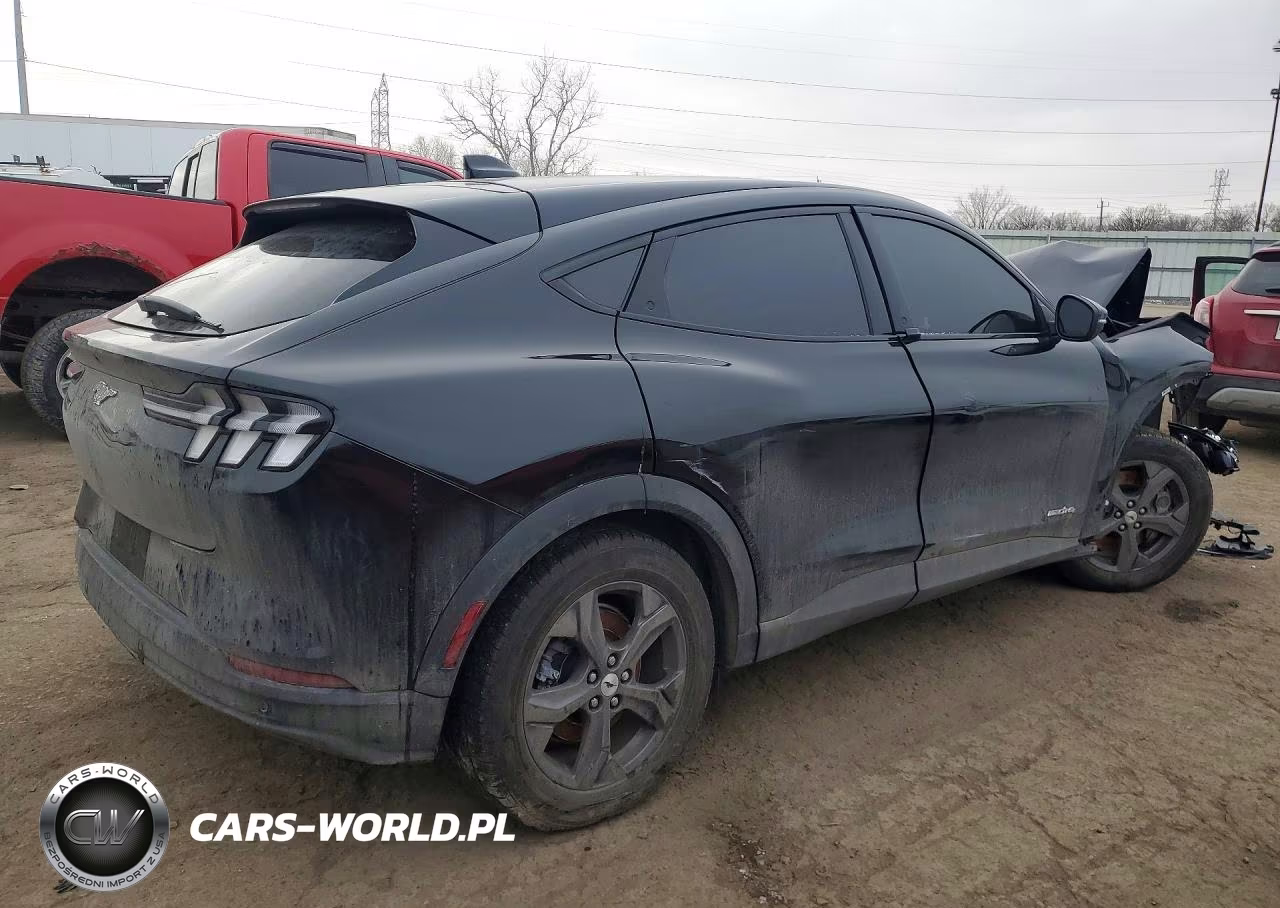 2022 Ford Mustang Mach-E Select VIN:3FMTK1SS9NMA17763 - 3
