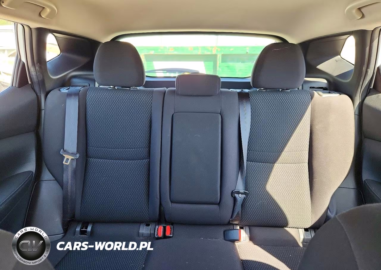 2018 Nissan Rogue Sport S VIN:JN1BJ1CP9JW185915 - 10