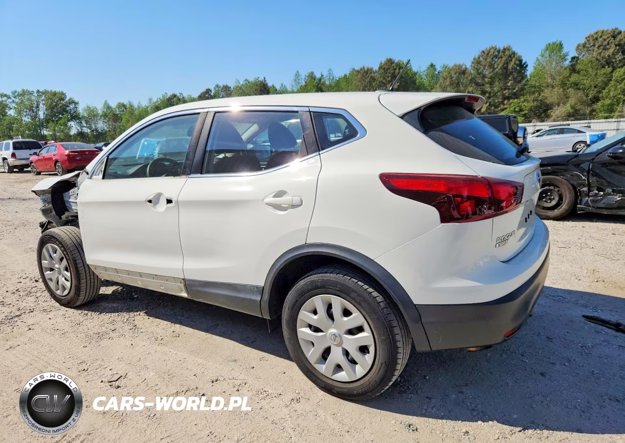 2018 Nissan Rogue Sport S VIN:JN1BJ1CP9JW185915 - 2