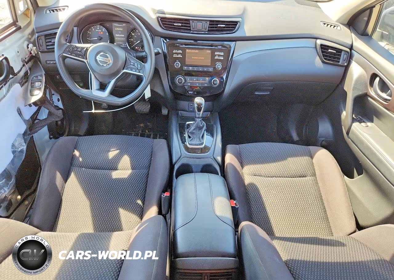 2018 Nissan Rogue Sport S VIN:JN1BJ1CP9JW185915 - 8