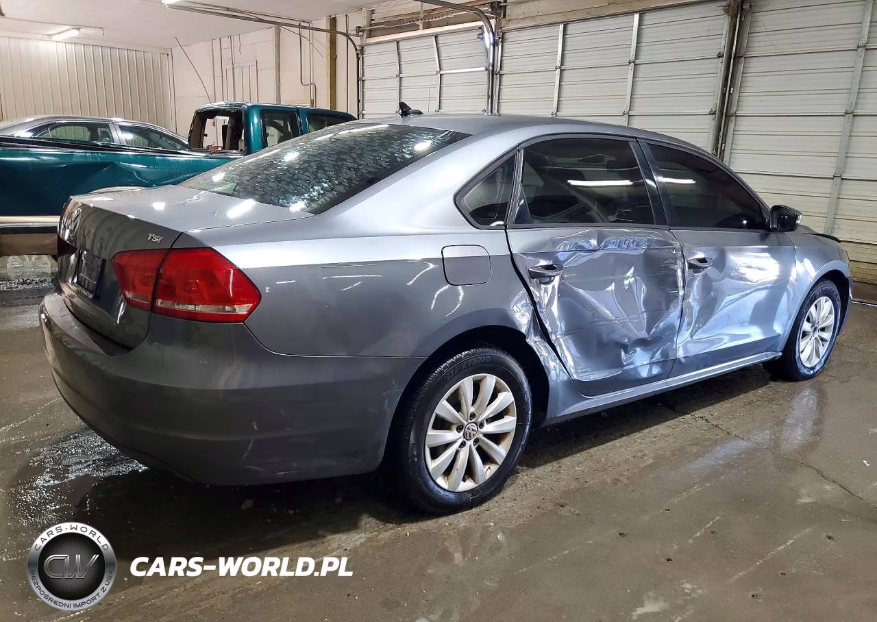2014 Volkswagen Passat S VIN:1VWAS7A38EC114296 - 3