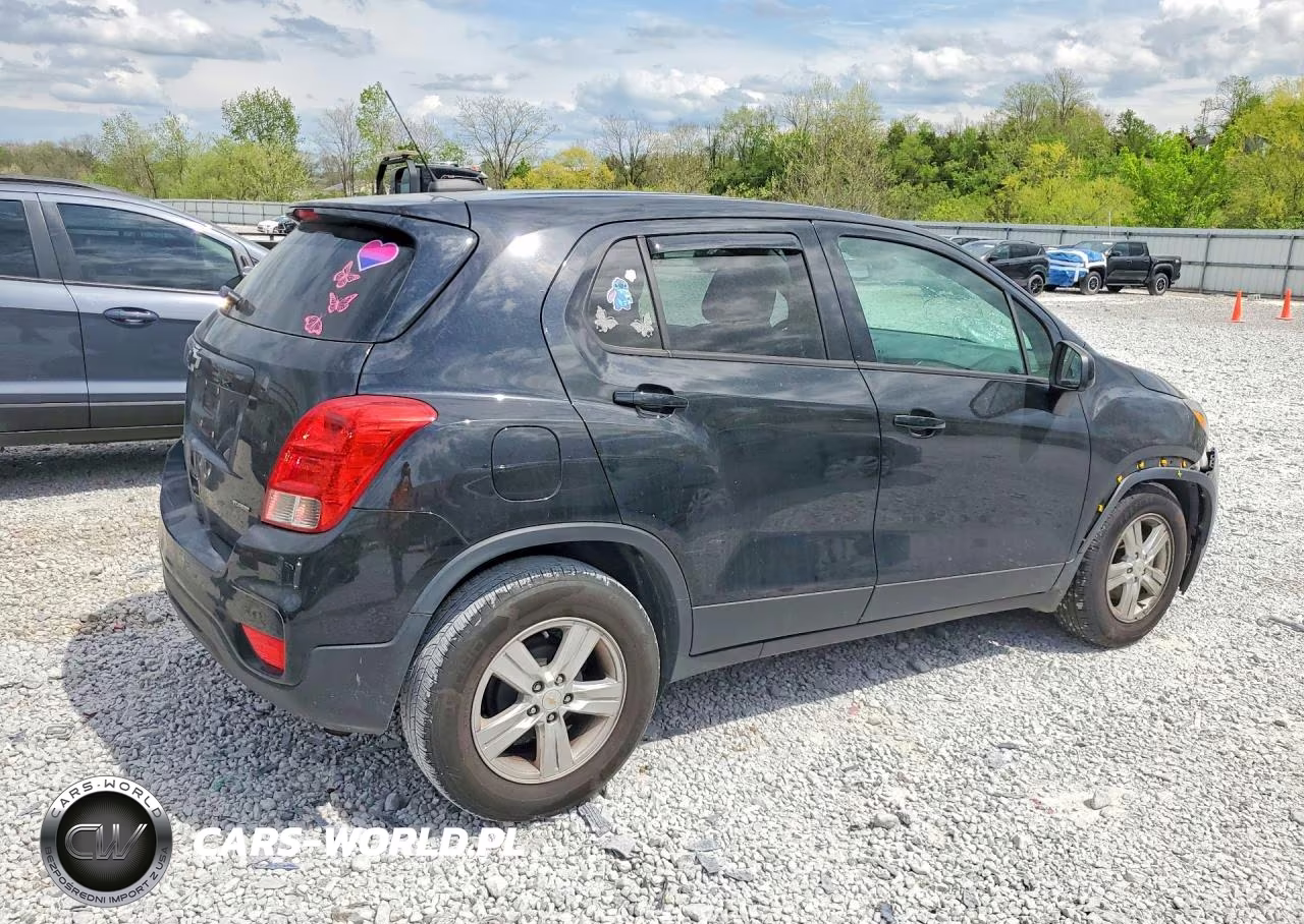 2020 Chevrolet Trax Ls VIN:KL7CJKSB8LB089178 - 3