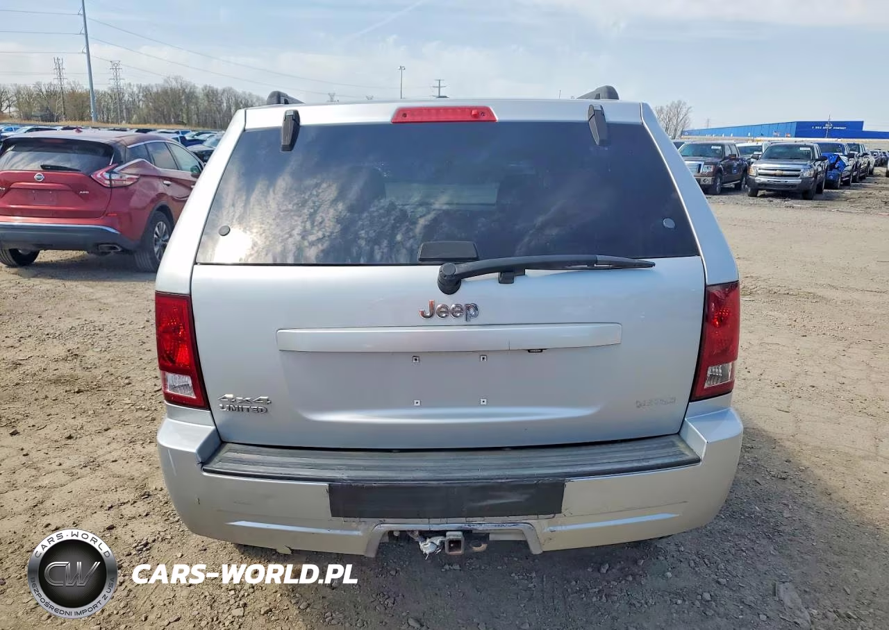 2010 Jeep Grand Cherokee Laredo VIN:1J4PR4GK9AC120943 - 6