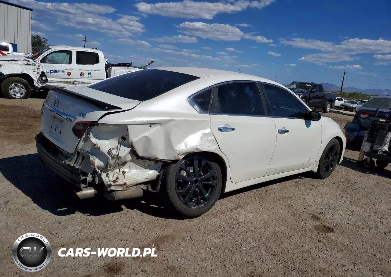 2017 Nissan Altima 2.5 Sr VIN:1N4AL3AP0HC282312 - 3