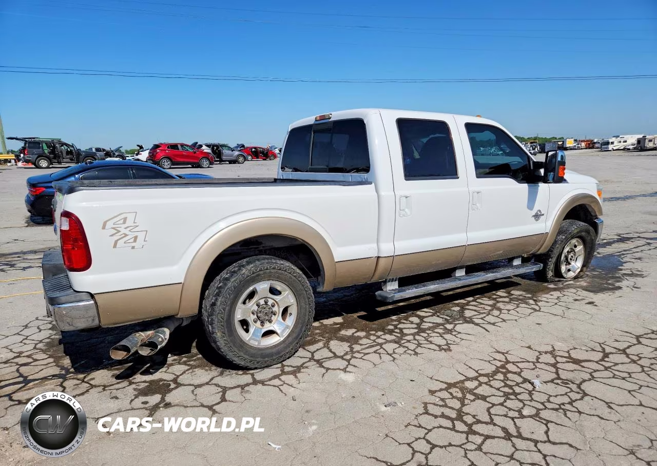2011 Ford F250 Super Duty VIN:1FT7W2BT2BEA22281 - 3