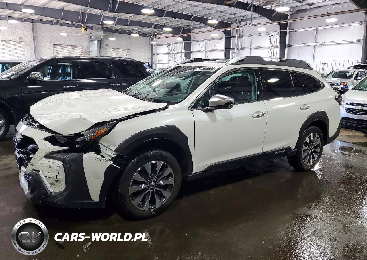 2025 Subaru Outback Touring