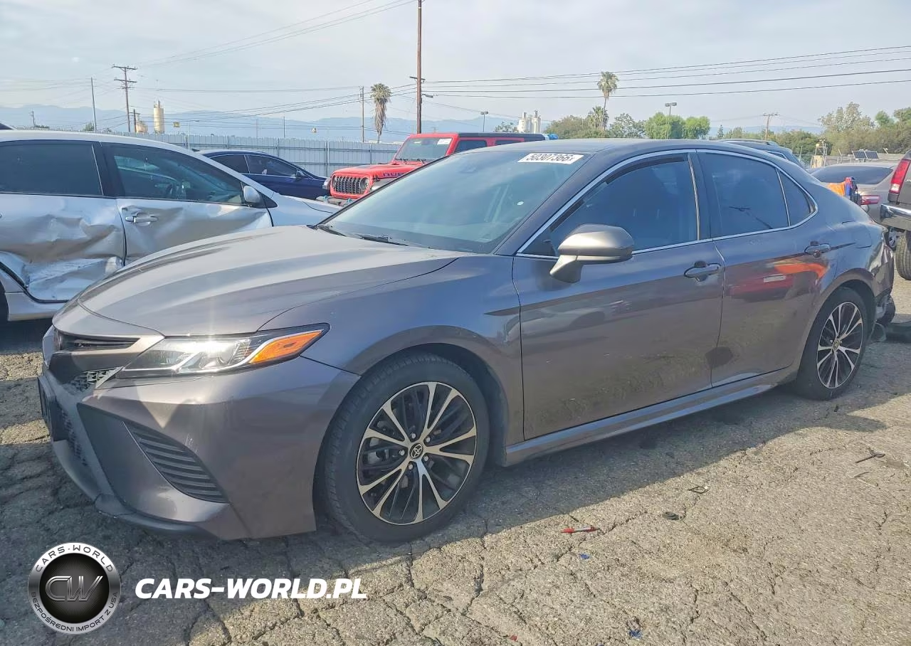 2020 Toyota Camry Se