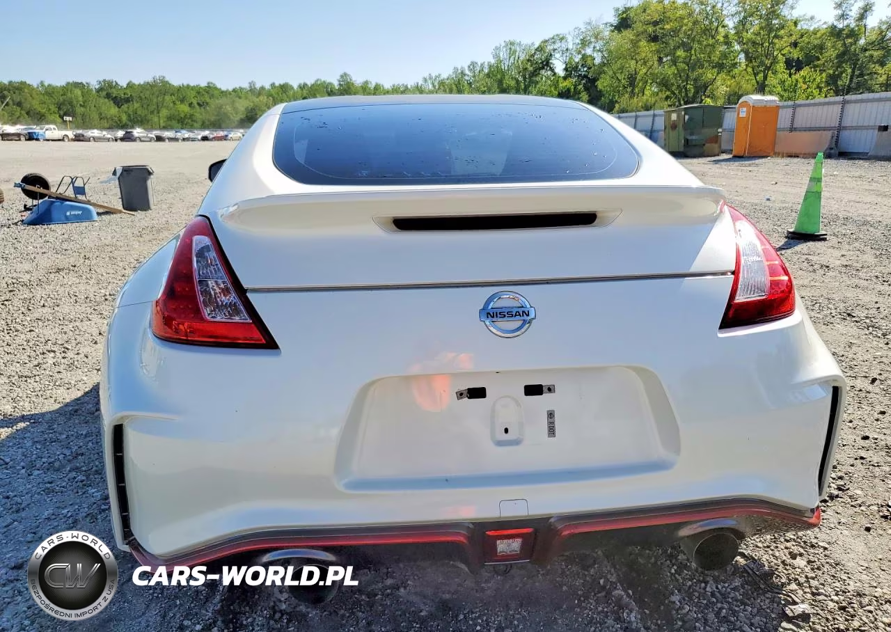 2015 Nissan 370Z Base VIN:JN1AZ4EH3FM441268 - 6