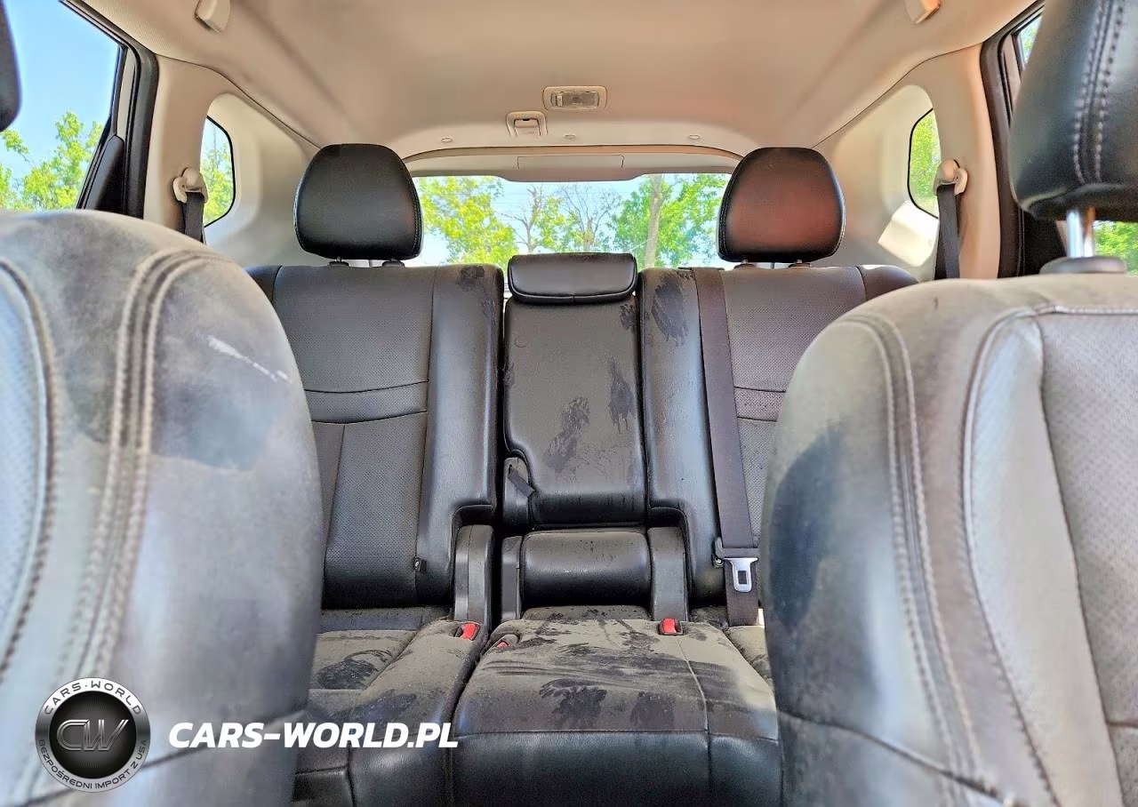 2018 Nissan Rogue S VIN:JN8AT2MV7JW321310 - 10
