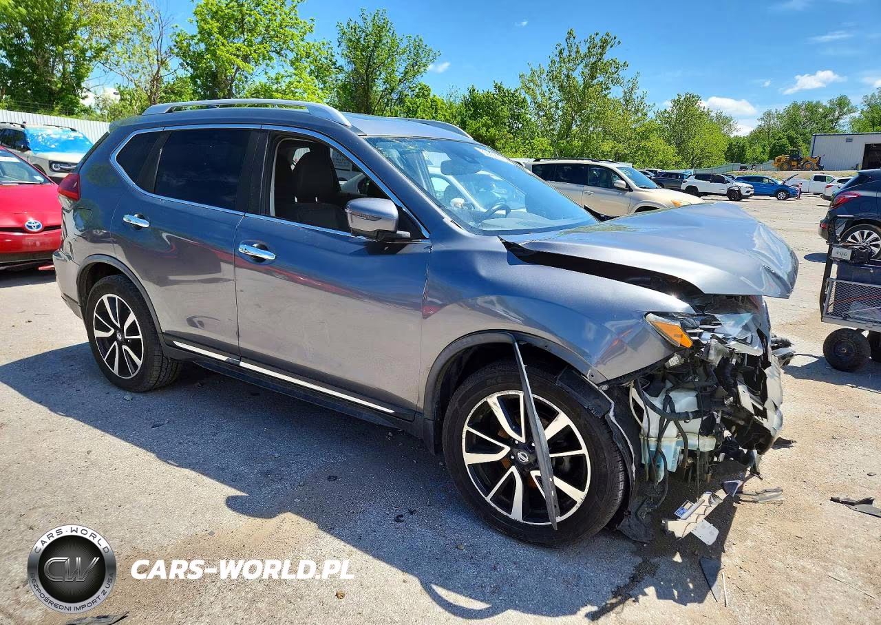 2018 Nissan Rogue S VIN:JN8AT2MV7JW321310 - 4