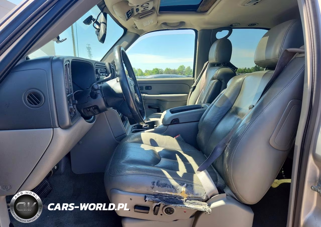 2004 Chevrolet Tahoe K1500 VIN:1GNEK13Z54J300124 - 7