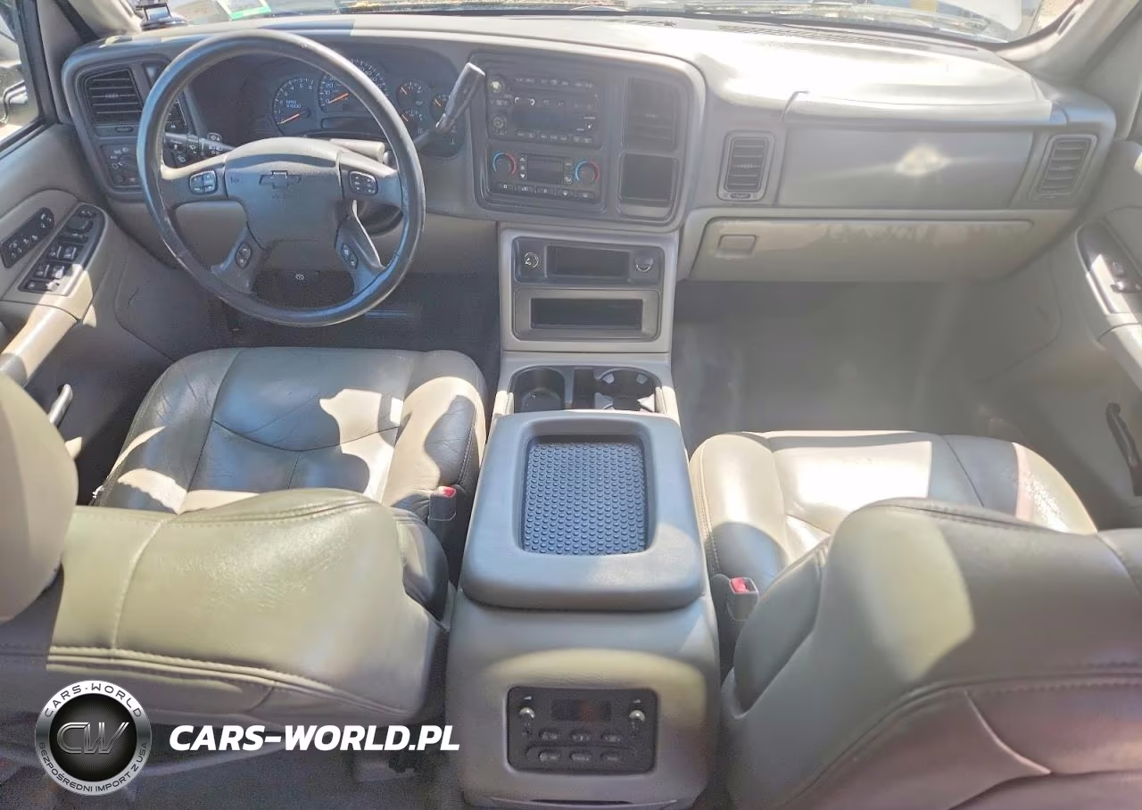 2004 Chevrolet Tahoe K1500 VIN:1GNEK13Z54J300124 - 8