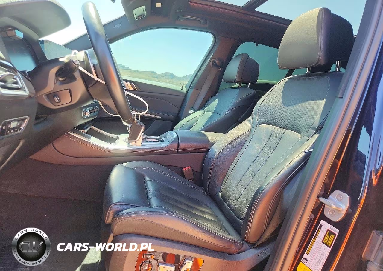 2019 BMW X5 xDrive50I VIN:5UXJU2C58KLN67908 - 7