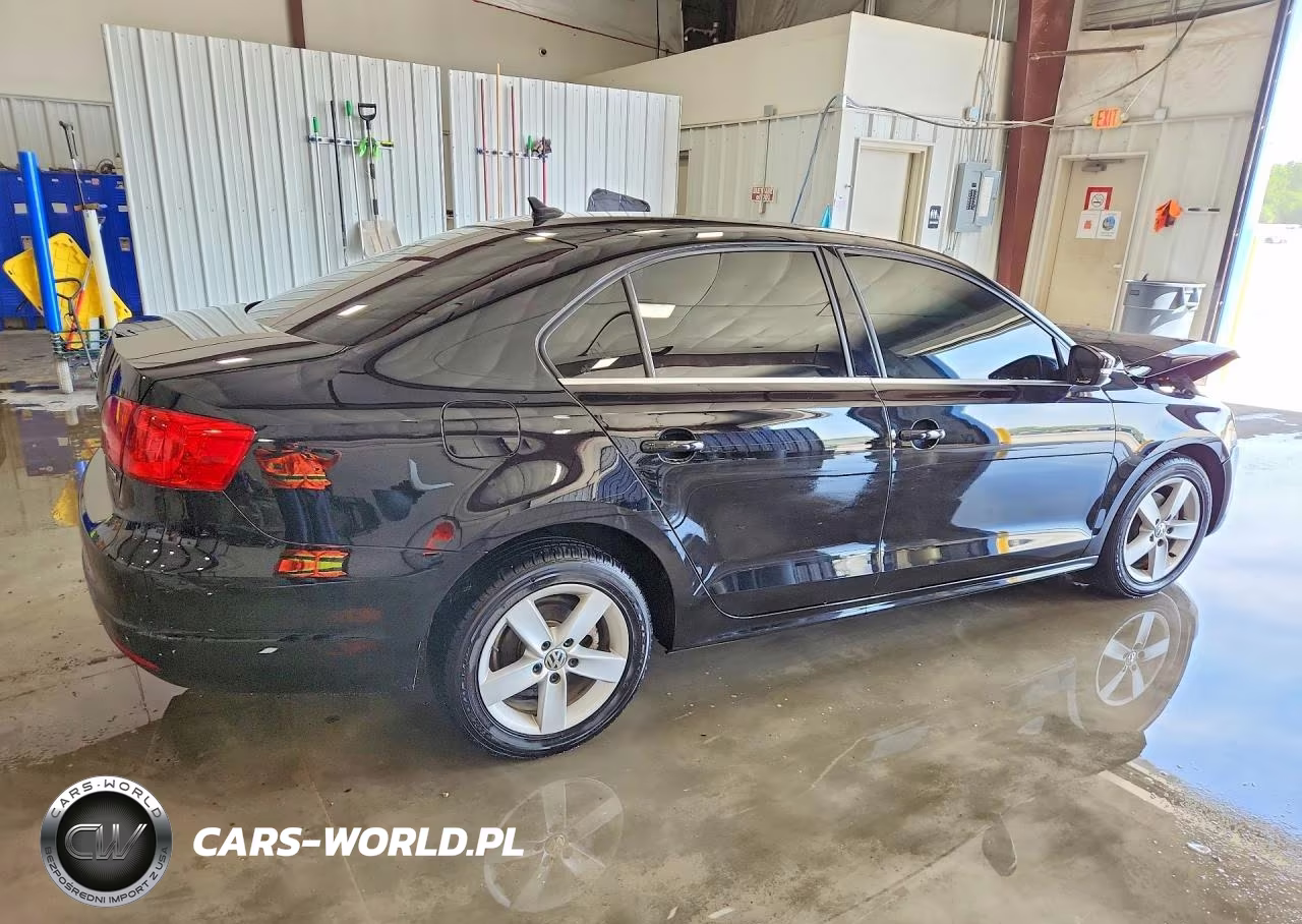 2014 Volkswagen Jetta Tdi VIN:3VWLL7AJXEM408060 - 3