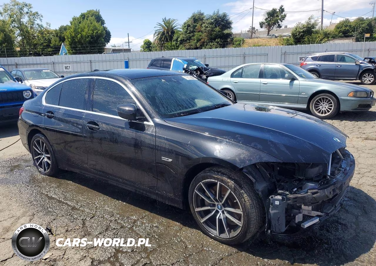2022 BMW 330E VIN:3MW5P7J03N8C74487 - 4