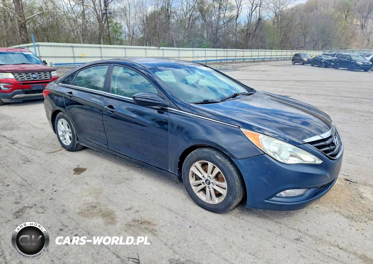 2013 Hyundai Sonata Gls VIN:5NPEB4AC2DH737127 - 4