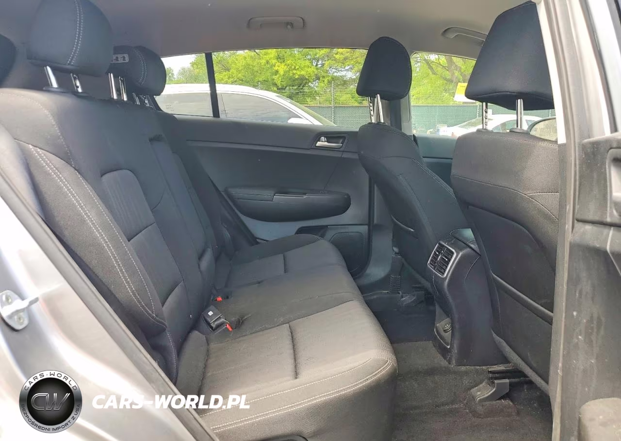 2019 Kia Sportage Lx VIN:KNDPM3AC8K7625656 - 11