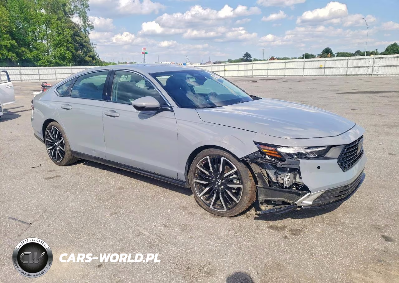 2025 Honda Accord Touring Hybrid VIN:1HGCY2F88SA030599 - 4