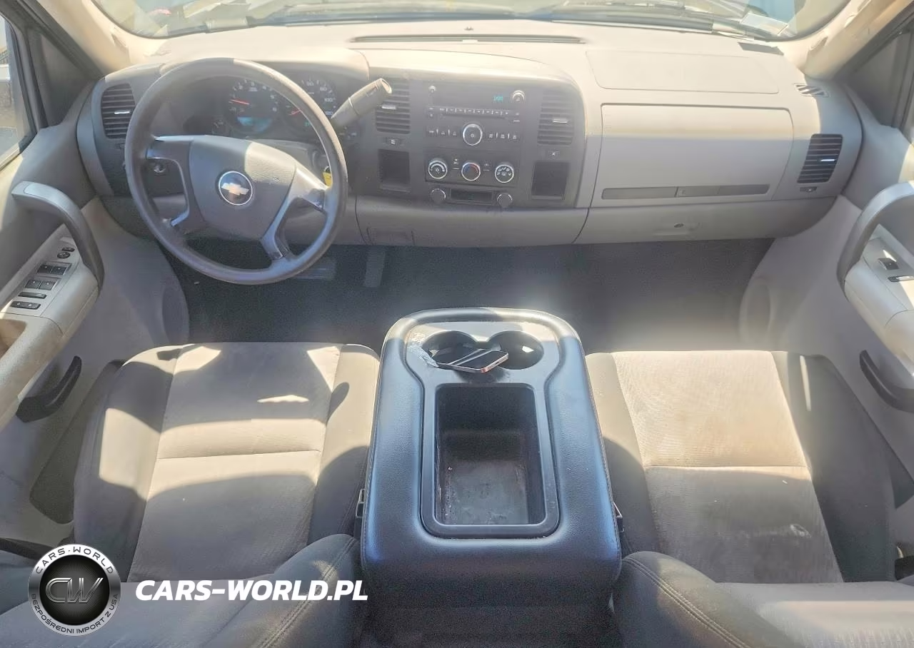2008 Chevrolet Silverado C1500 VIN:1GCEC19X68Z128138 - 8
