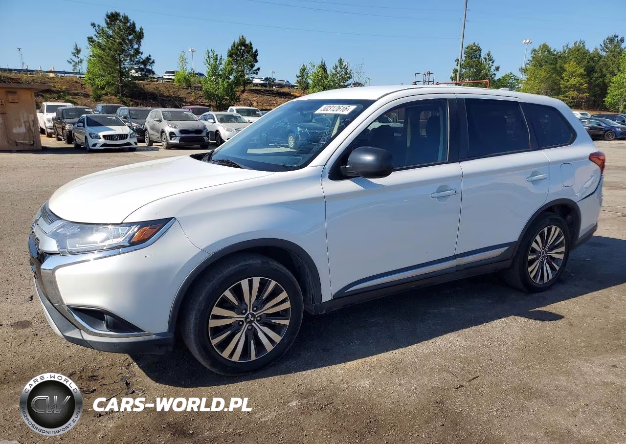2019 Mitsubishi Outlander Es