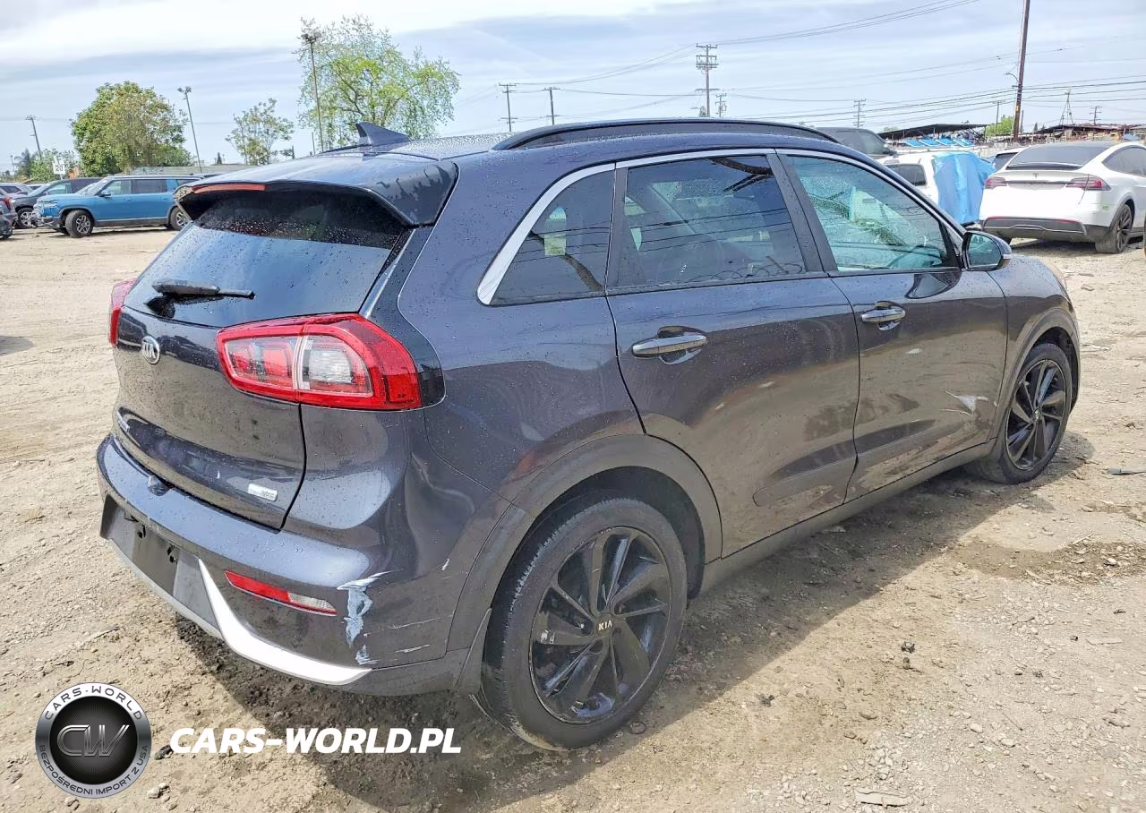 2018 Kia Niro Ex VIN:KNDCC3LC7J5136450 - 3