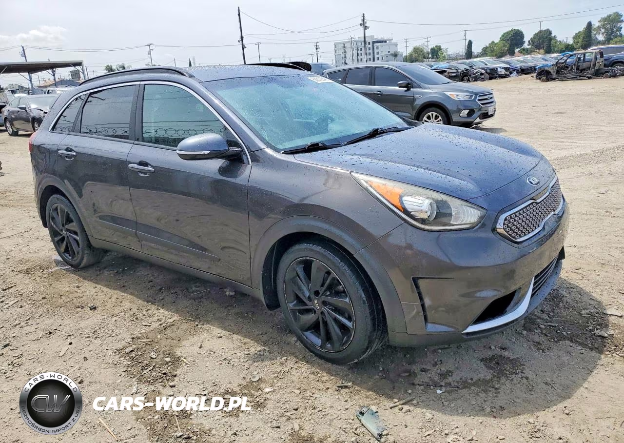 2018 Kia Niro Ex VIN:KNDCC3LC7J5136450 - 4