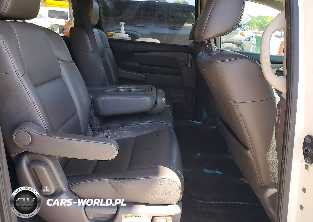 2013 Honda Odyssey Touring VIN:5FNRL5H90DB008959 - 11