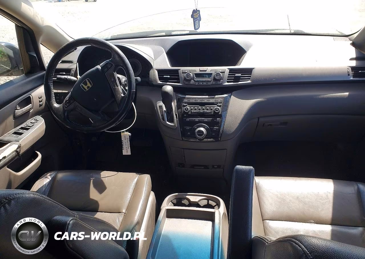 2013 Honda Odyssey Touring VIN:5FNRL5H90DB008959 - 8