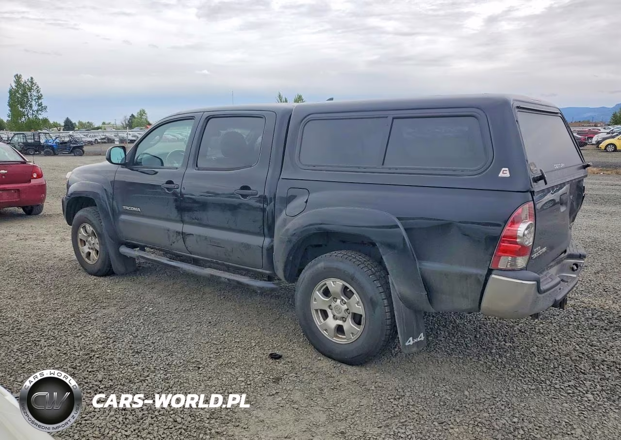 2015 Toyota Tacoma V6 VIN:3TMLU4EN1FM188742 - 2