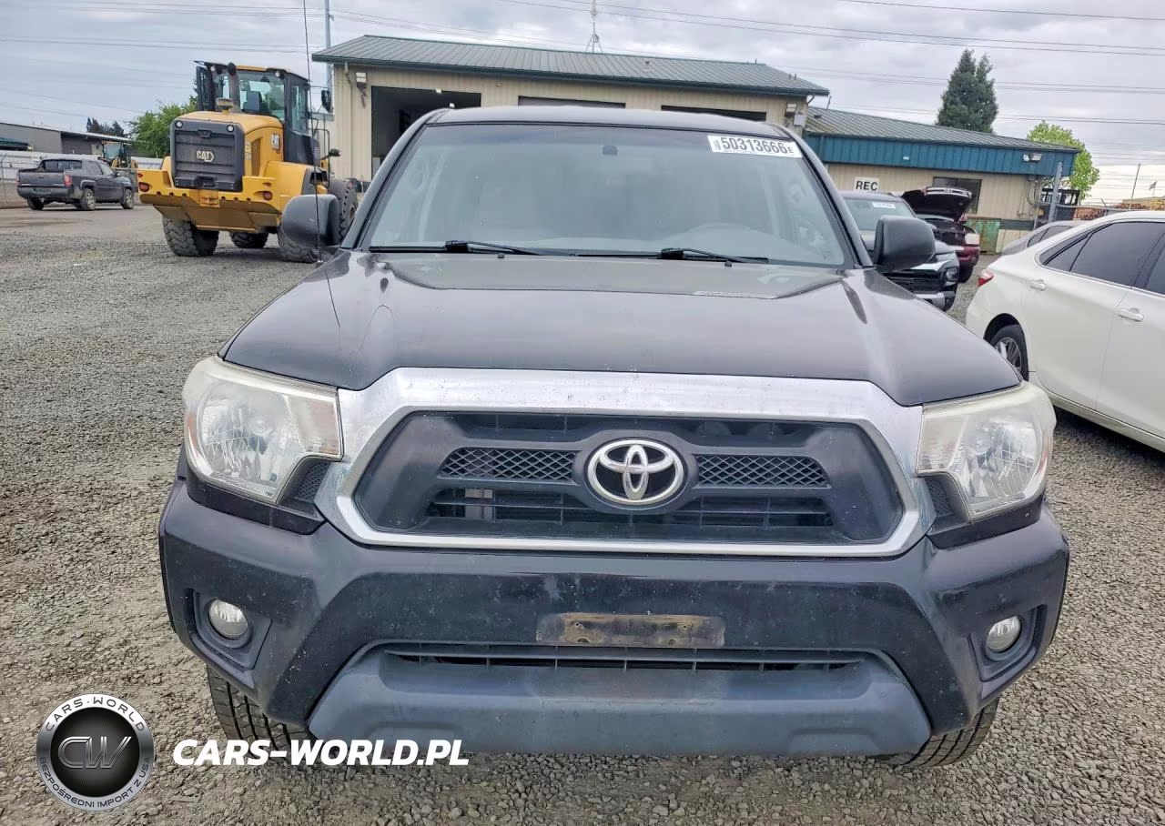 2015 Toyota Tacoma V6 VIN:3TMLU4EN1FM188742 - 5