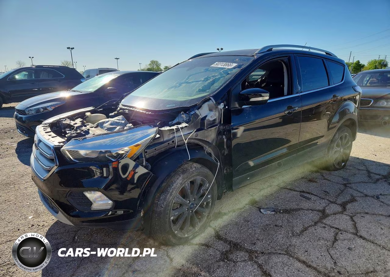 2017 Ford Escape Titanium – zdjęcie 1 z 14