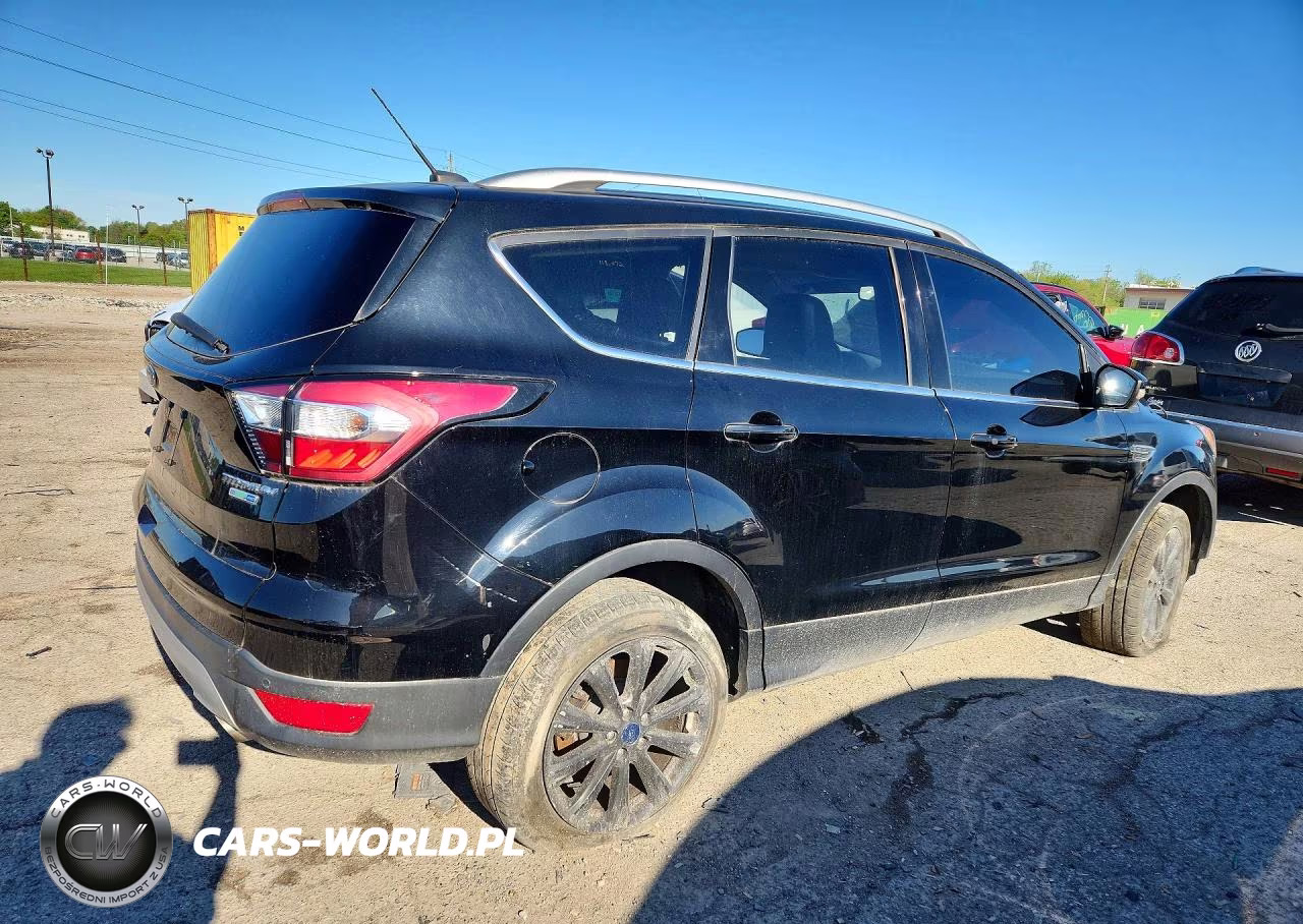 2017 Ford Escape Titanium VIN:1FMCU9JD7HUD25610 - 3