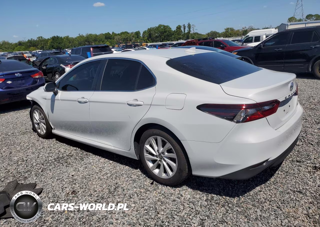 2022 Toyota Camry Le VIN:4T1C11AK1NU045976 - 2