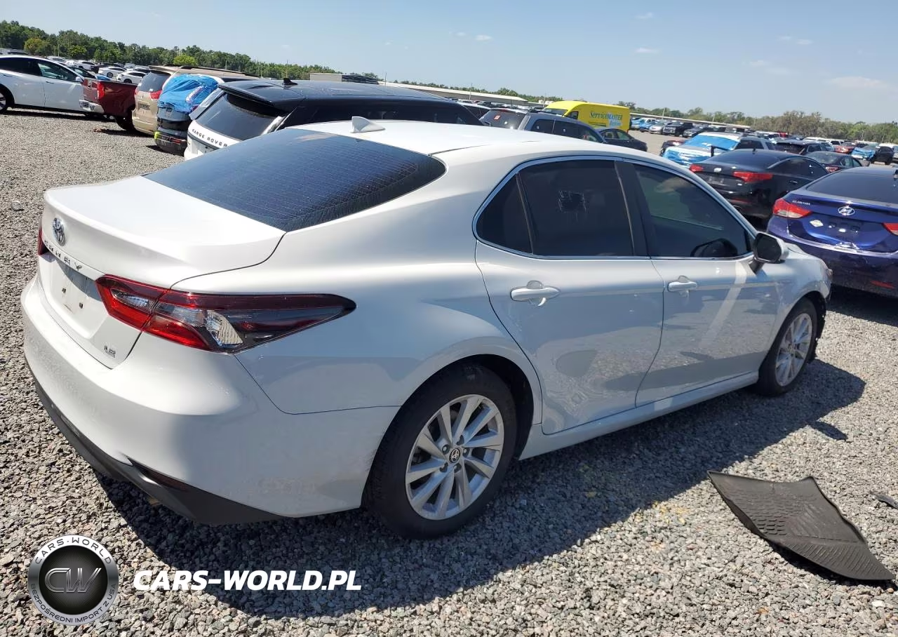 2022 Toyota Camry Le VIN:4T1C11AK1NU045976 - 3
