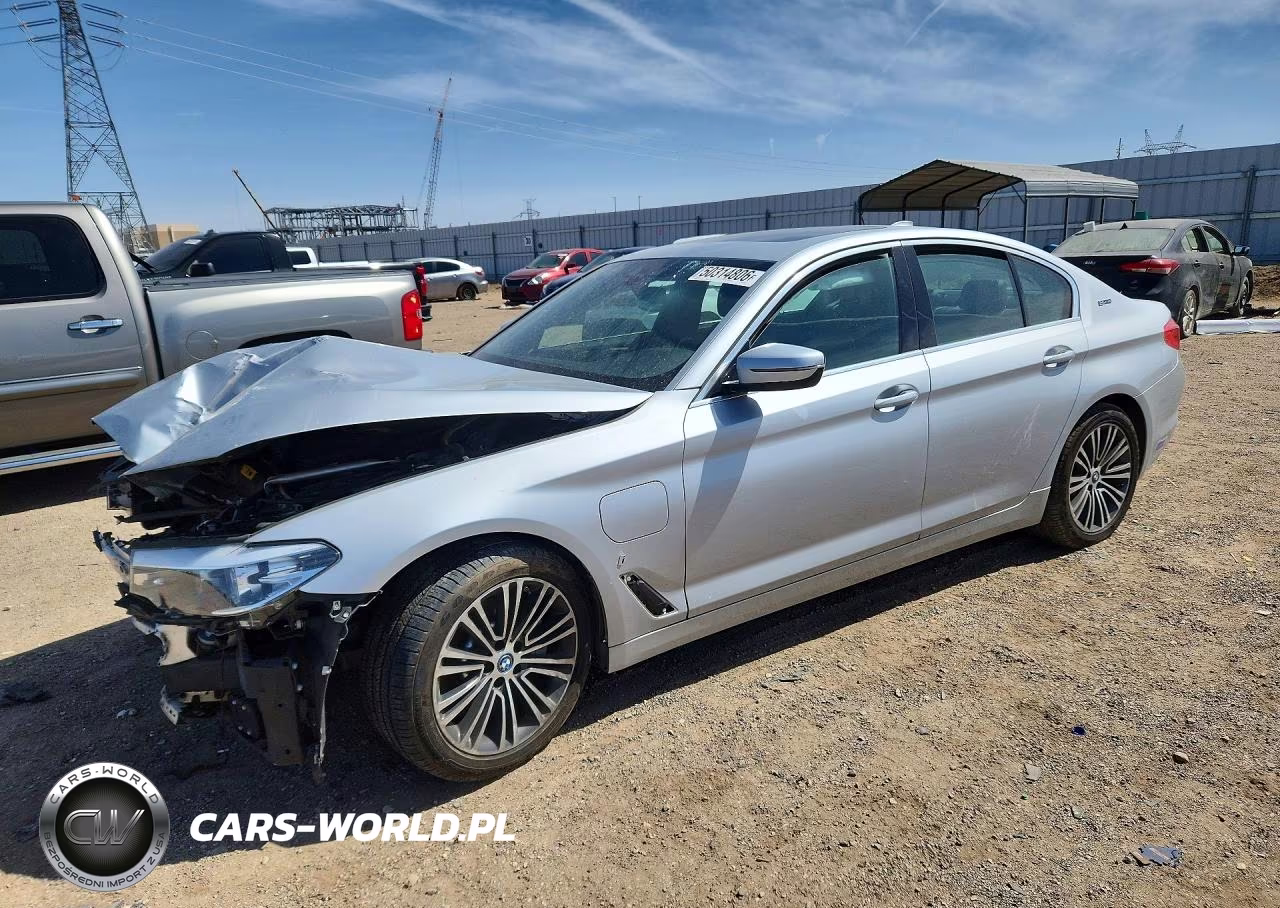 2019 BMW 530E